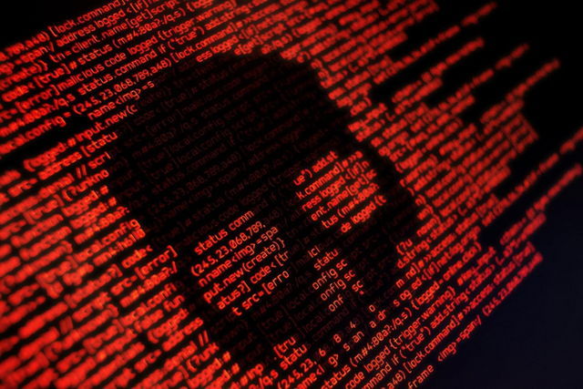 Французская полиция с помощью Avast взломала ботнет для майнинга криптовалюты и убрала вирус с 850 тысяч компьютеров Французская полиция с помощью Avast взломала ботнет для майнинга криптовалюты и убрала вирус с 850 тысяч компьютеров